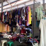 Dampak E-Commerce Terasa, Penjual Baju di Pasar Nglano Mulai Terdesak